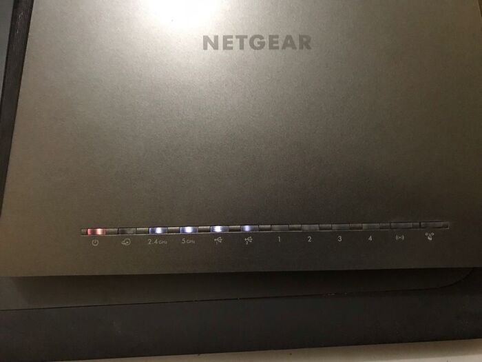 netgear nighthawk router light