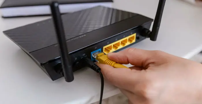 disconnecting ethernet cable from internet port